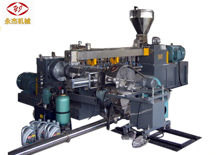 PE交聯(lián)電纜料共混造粒機(jī)